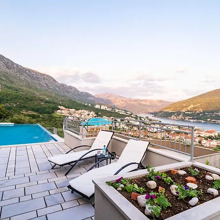 Arcadia- Two Bedroom With Terrace And Sea View * دوبروفينك