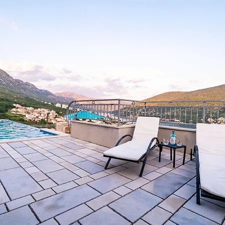Apartament Arcadia- Two Bedroom With Terrace And Sea View
