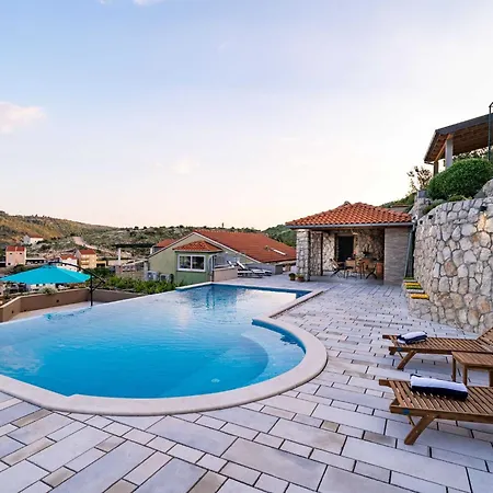 Apartament Arcadia- Two Bedroom With Terrace And Sea View *