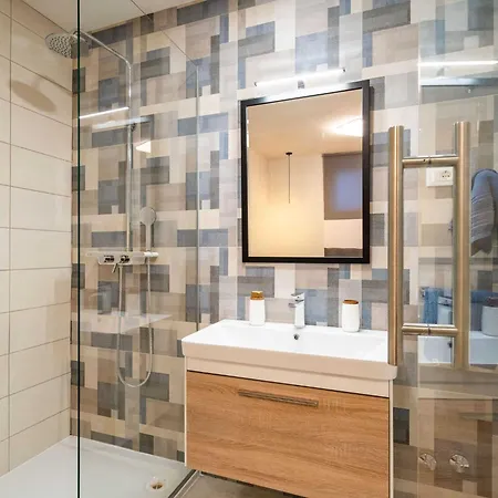 Arcadia- Two Bedroom With Terrace And Sea View