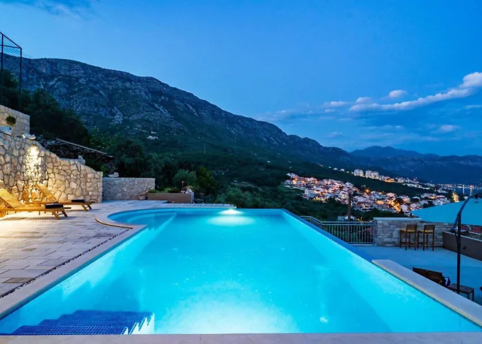 Arcadia- Two Bedroom With Terrace And Sea View *