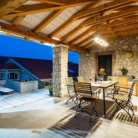 Arcadia- Two Bedroom With Terrace And Sea View