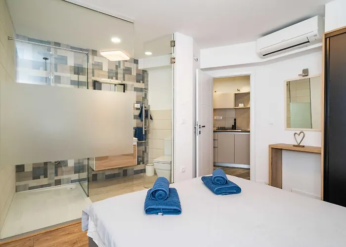 Arcadia- Two Bedroom With Terrace And Sea View Appartement *