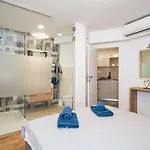 Arcadia- Two Bedroom With Terrace And Sea View شقة *