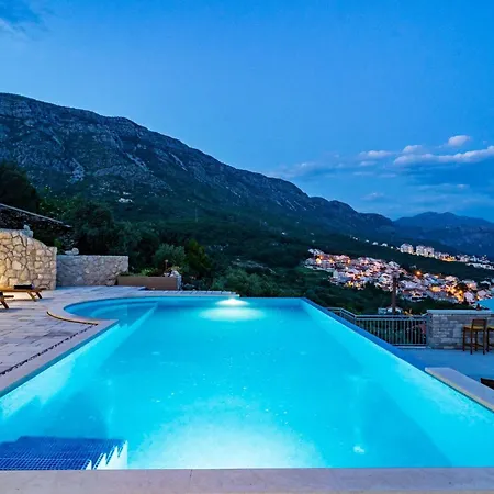 Arcadia- Two Bedroom With Terrace And Sea View *